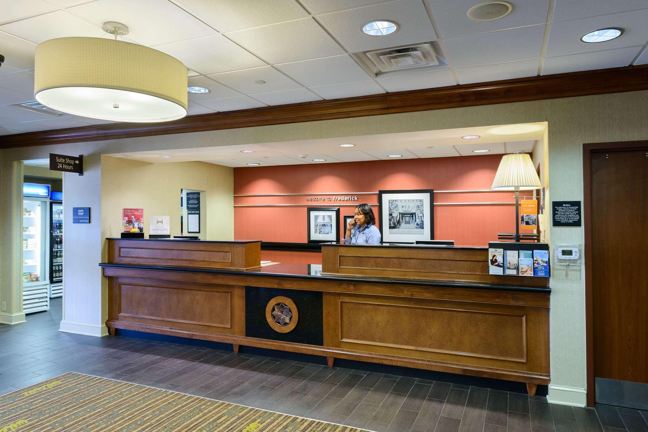 Hampton Inn & Suites Frederick/Fort Detrick Esterno foto