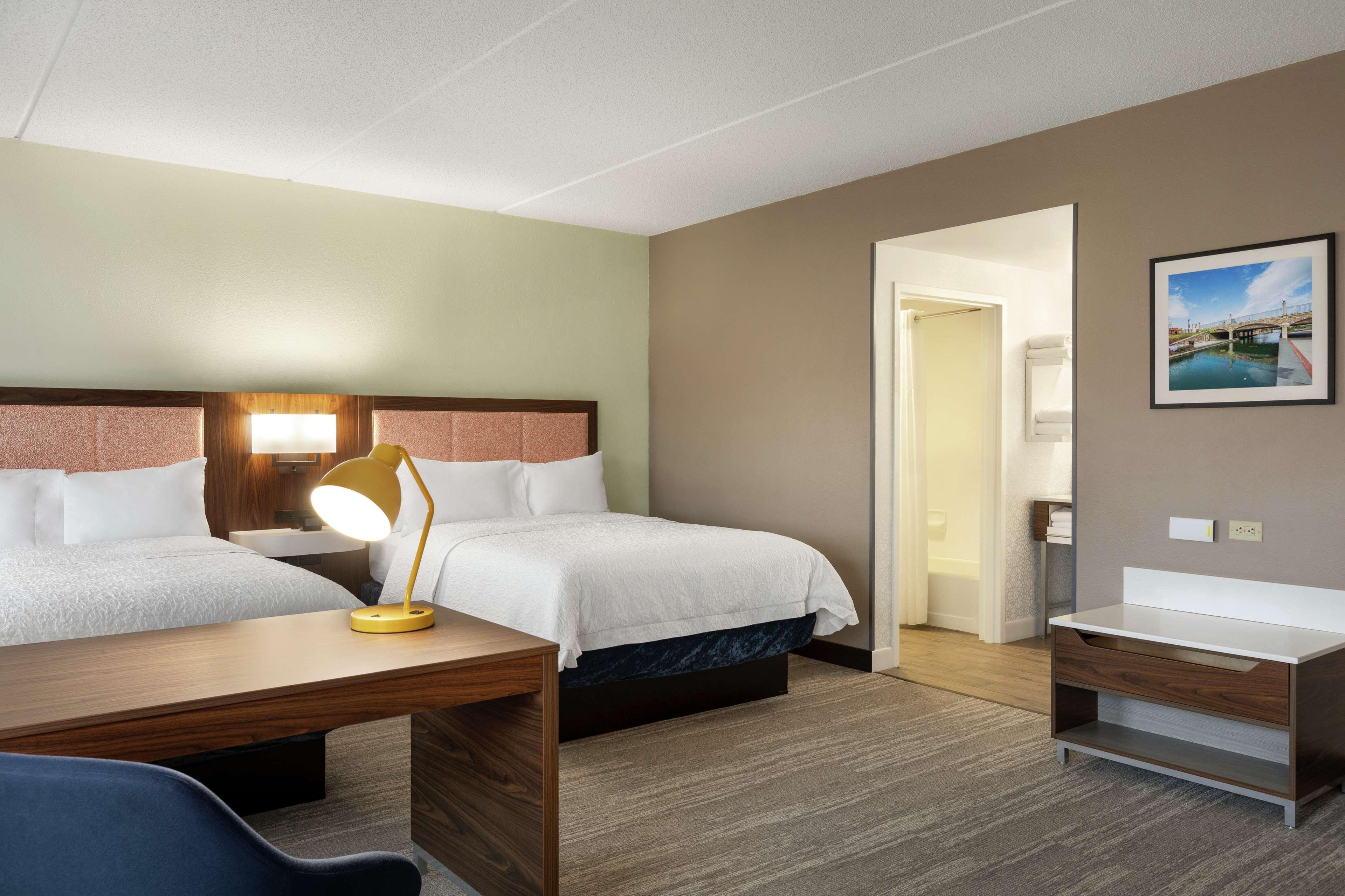 Hampton Inn & Suites Frederick/Fort Detrick Esterno foto