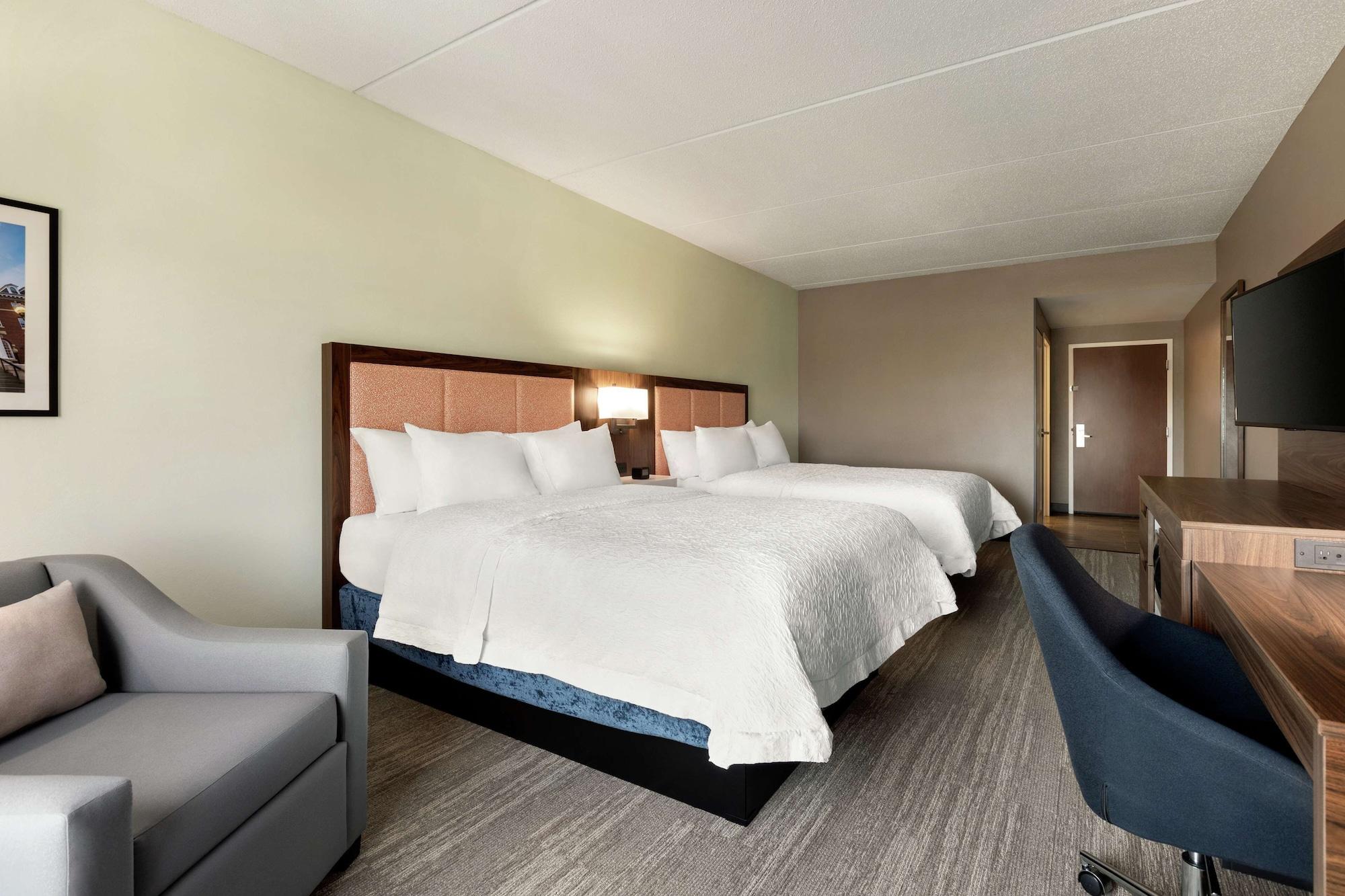 Hampton Inn & Suites Frederick/Fort Detrick Esterno foto