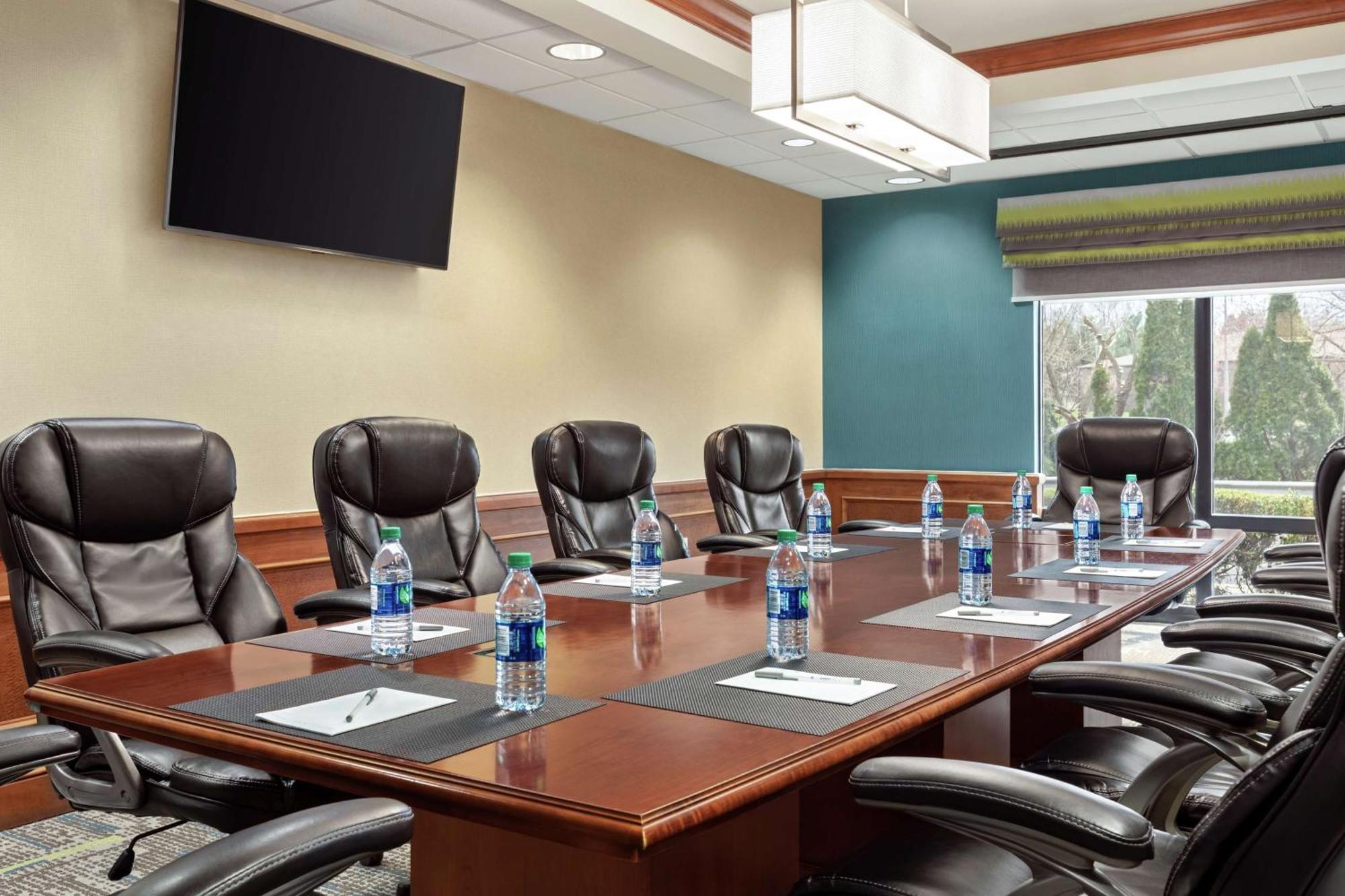 Hampton Inn & Suites Frederick/Fort Detrick Esterno foto