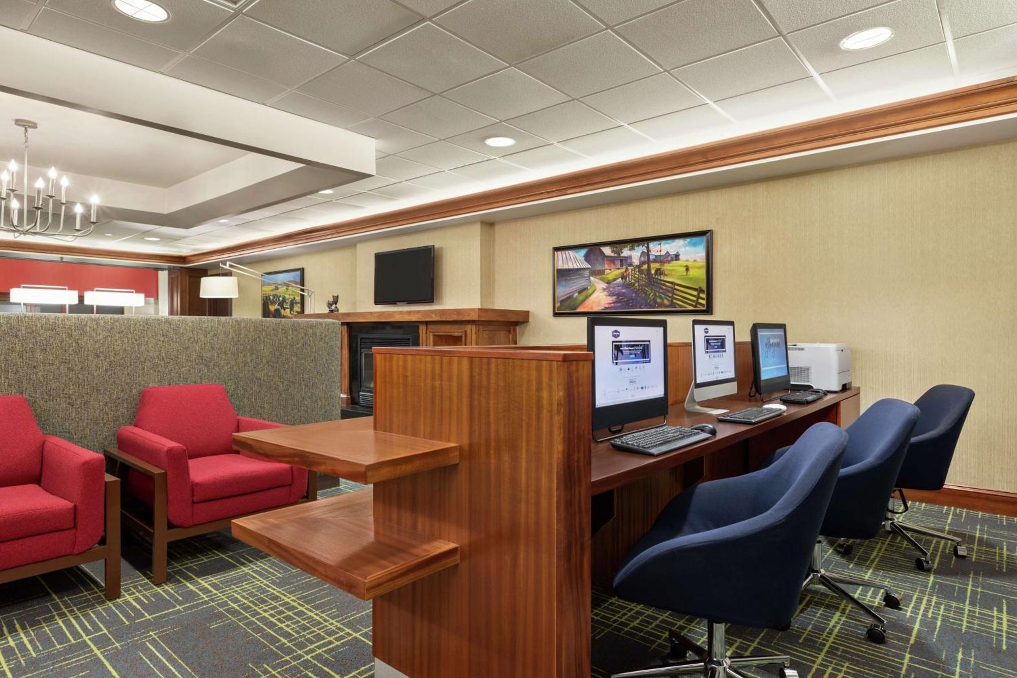 Hampton Inn & Suites Frederick/Fort Detrick Esterno foto