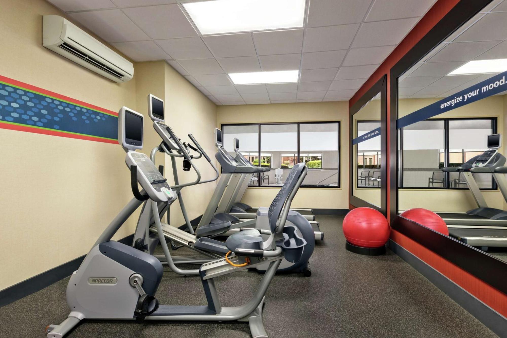 Hampton Inn & Suites Frederick/Fort Detrick Esterno foto