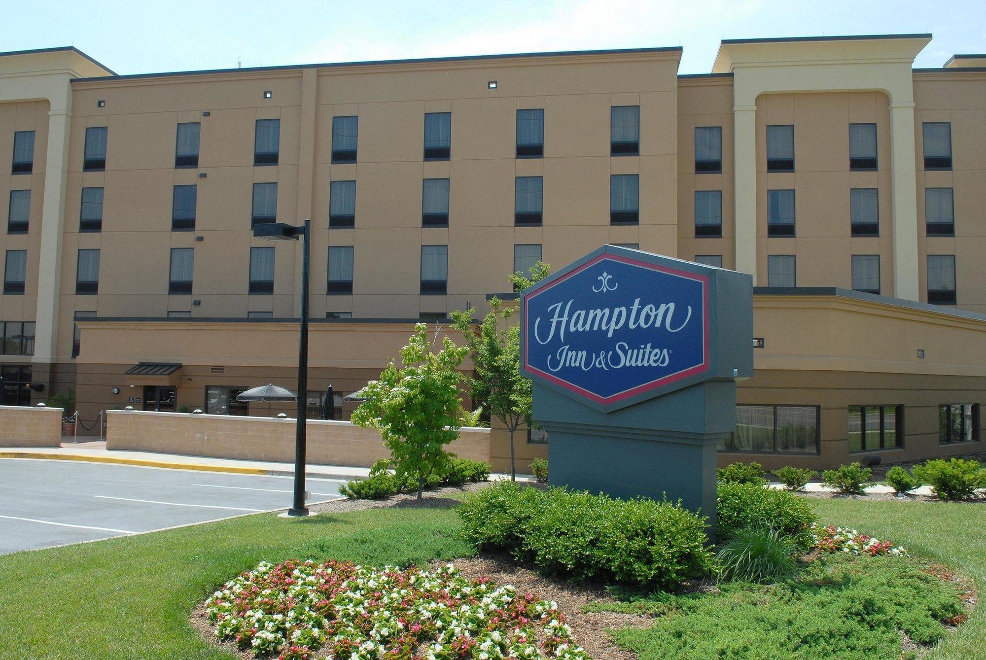 Hampton Inn & Suites Frederick/Fort Detrick Esterno foto