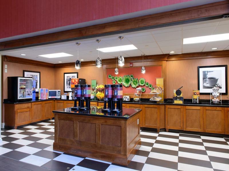 Hampton Inn & Suites Frederick/Fort Detrick Esterno foto